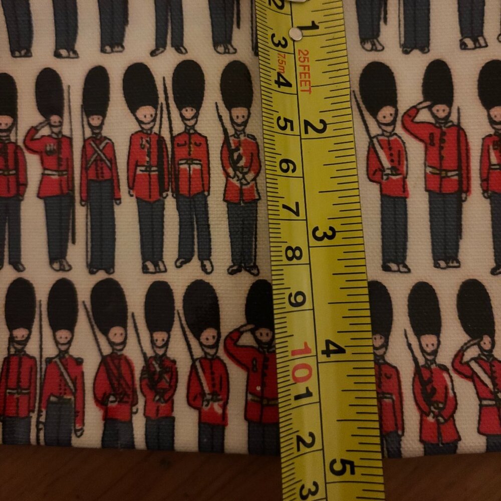 Cath Kidston Vintage London Guards Pouch - Picture 5 of 7